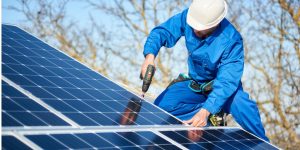 Installation Maintenance Panneaux Solaires Photovoltaïques à Étalle
